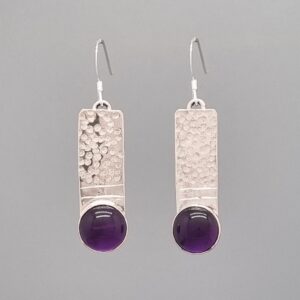 Hammered Columns Earrings with Amethyst