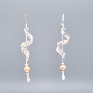 Kinetic Sway with Mixed Metals