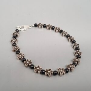 Black Onyx Bloom Beaded Bracelet