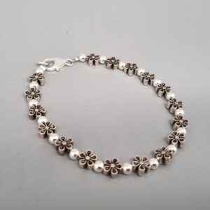 Silver Bloom Beaded Bracelet