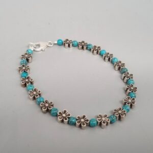 Turquoise Bloom Beaded Bracelet